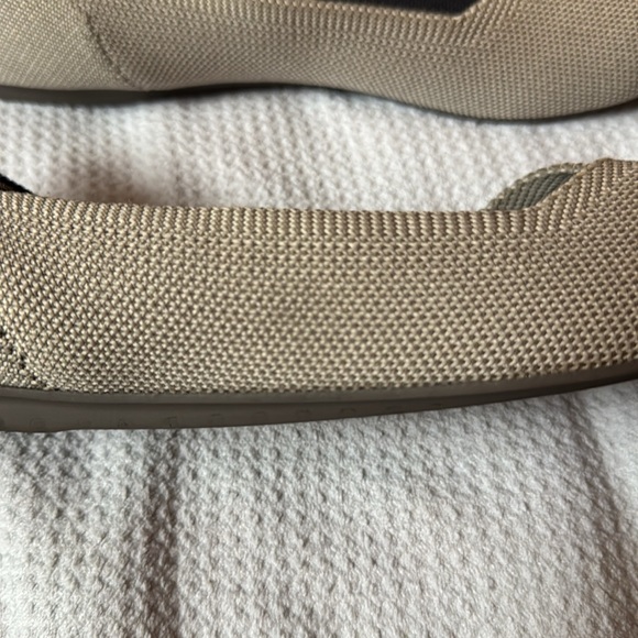 Rothy’s Size 11 Women Flats lightly worn a little belmish in picture - Picture 3 of 6